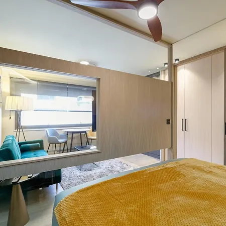 De Lujo Puerta Del Sol+parking Апартаменты *