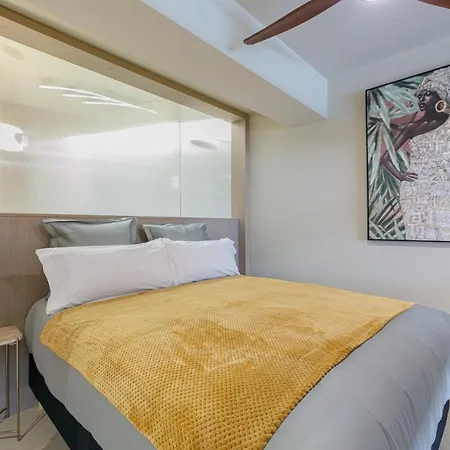 De Lujo Puerta Del Sol+parking Apartment